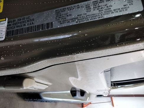 New 2026 Jeep Gladiator Sport AWD/4WD image 12