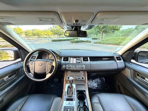 Used 2012 Land Rover Range Rover Sport HSE AWD/4WD image 17