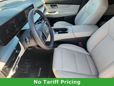 Certified 2025 Nissan Murano SL image 12