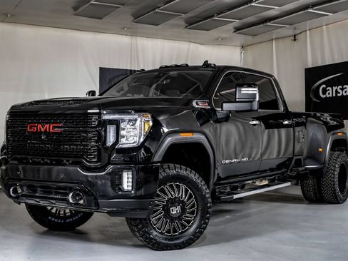 Used 2023 GMC Sierra 3500 Denali w/ Technology Package AWD/4WD image 5