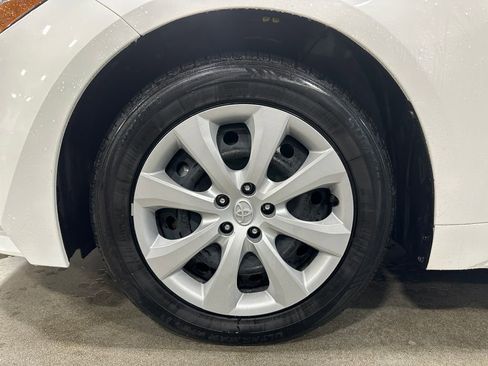 Certified 2024 Toyota Corolla LE image 13