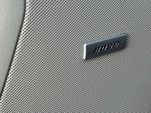 Used 2025 GMC Yukon XL Denali w/ Sun & Power Step Package image 21