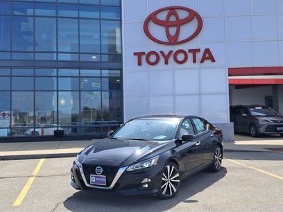 Used 2019 Nissan Altima 2.5 Platinum