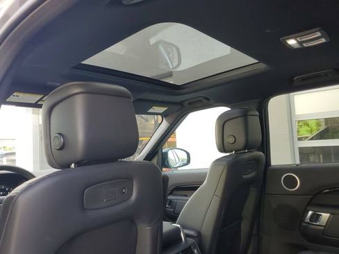 New 2025 Land Rover Discovery S AWD/4WD image 11