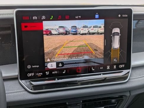 New 2026 Volkswagen Tiguan SE image 13