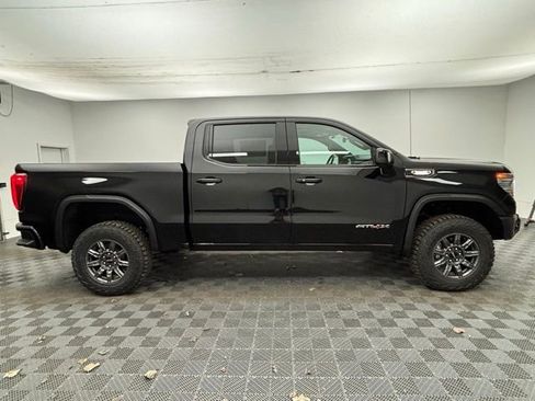 New 2026 GMC Sierra 1500 AT4X image 9