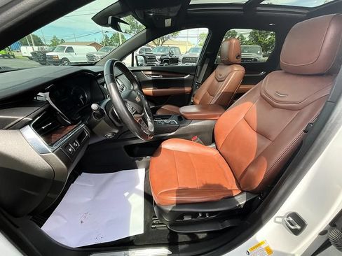Used 2021 Cadillac XT5 Premium Luxury AWD/4WD image 14