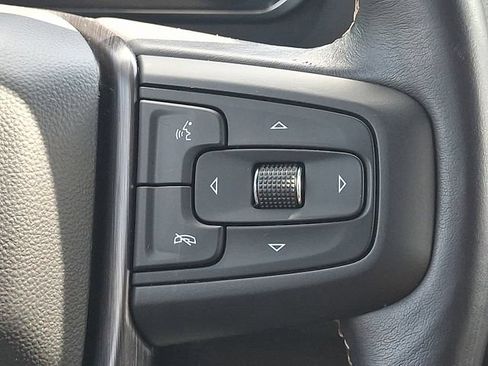 Used 2022 GMC Yukon XL AT4 w/ Technology Package AWD/4WD image 22