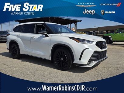 Used 2024 Toyota Highlander XSE