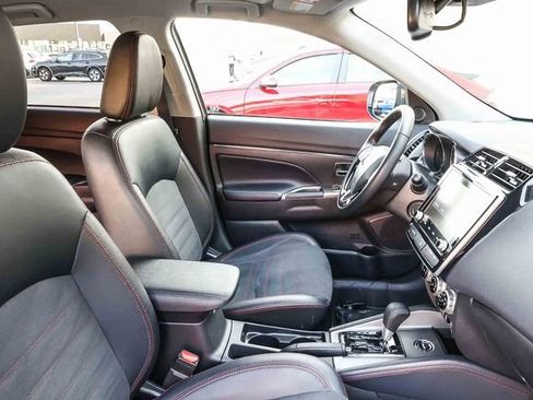Used 2024 Mitsubishi Outlander Sport ES image 18