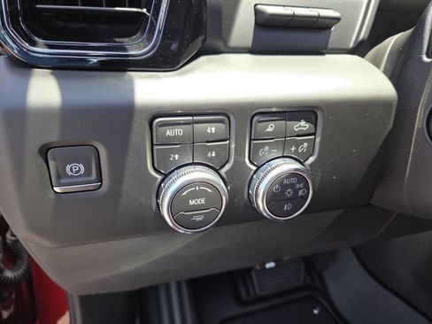 New 2026 GMC Sierra 1500 AT4X AWD/4WD image 6