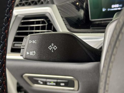 Used 2026 BMW X7 M60i AWD/4WD image 21