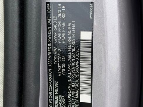 New 2026 Volvo XC60 B5 Ultra w/ Climate Package image 29