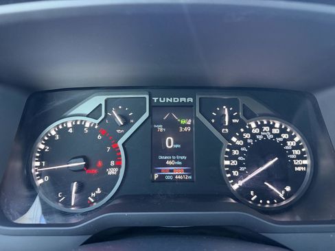 Used 2022 Toyota Tundra SR5 w/ SR5 Premium Package image 43