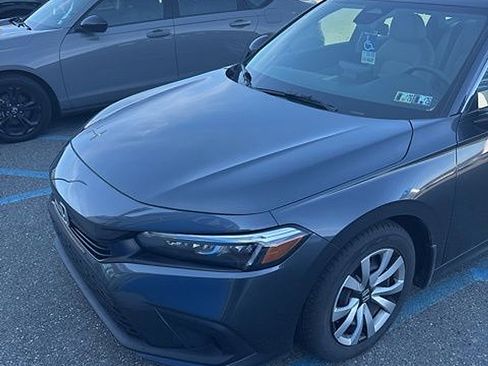 Used 2023 Honda Civic LX image 5