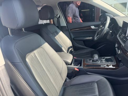 Used 2018 Audi Q5 2.0T Premium AWD/4WD image 38