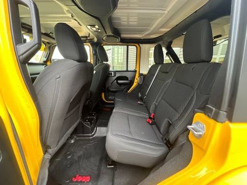Used 2021 Jeep Wrangler Unlimited Sport AWD/4WD image 16