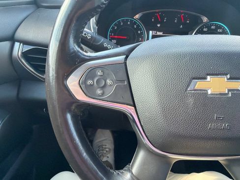 Used 2019 Chevrolet Traverse LT AWD/4WD image 14