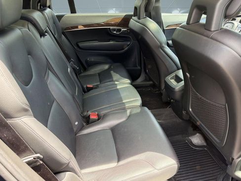 Used 2017 Volvo XC90 T5 Momentum w/ Vision Package FWD image 28
