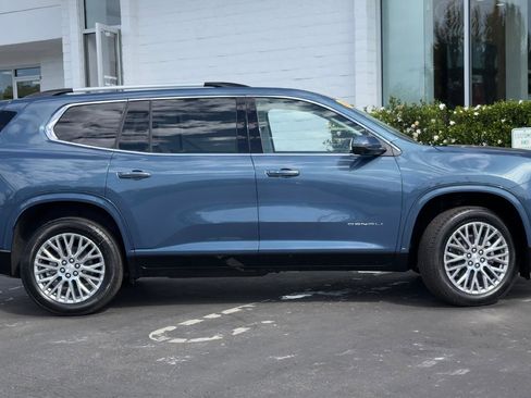 New 2026 GMC Acadia Denali w/ Super Cruise Package FWD image 4