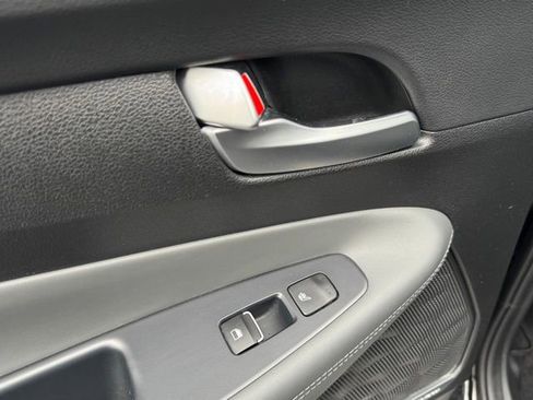 Used 2021 Hyundai Santa Fe Limited w/ Cargo Package image 15