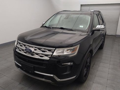 Used 2019 Ford Explorer Limited w/ Limited Luxury Package image 15