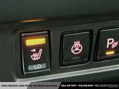 Used 2024 Nissan Frontier SL w/ Technology Package image 20