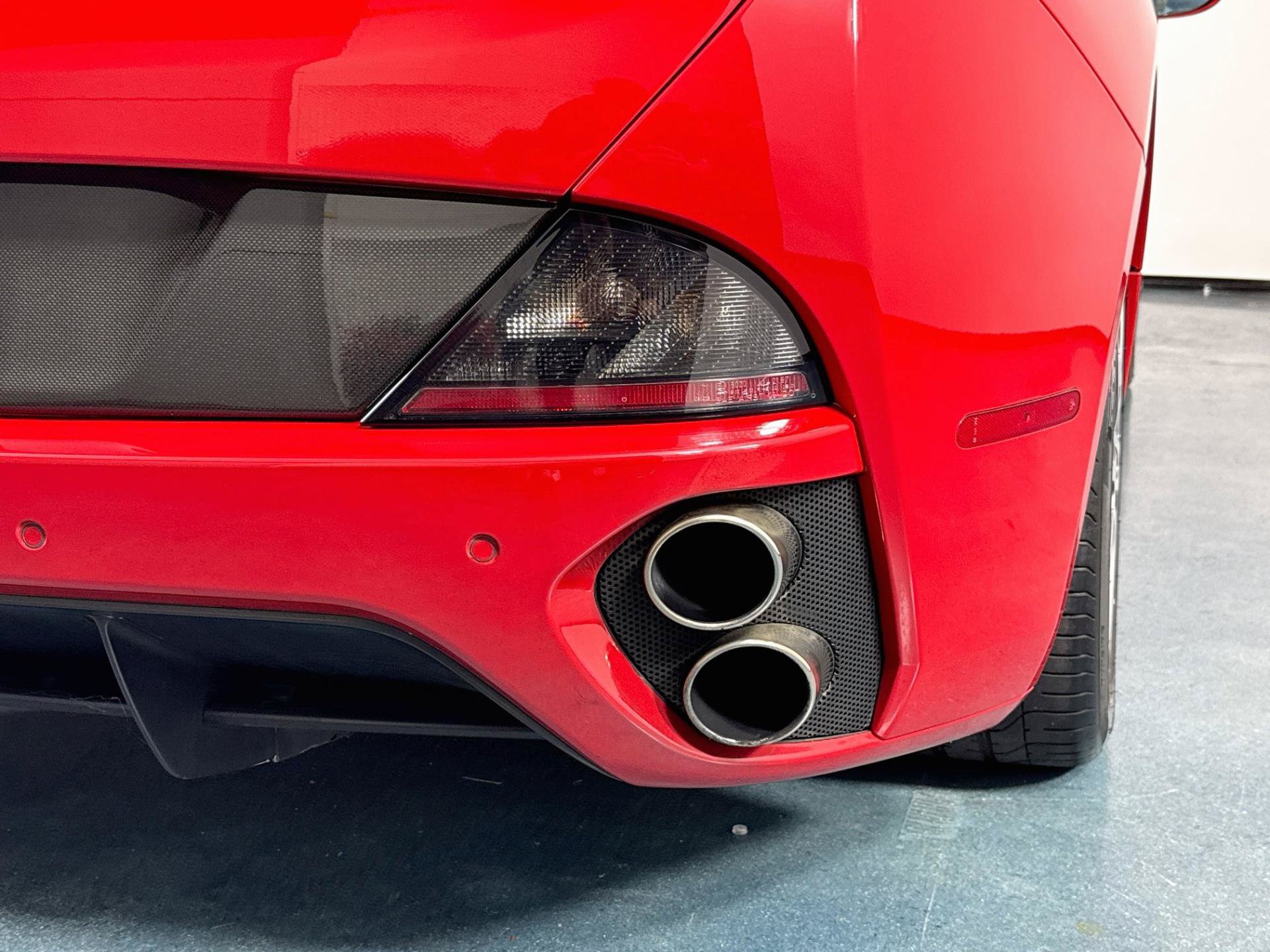 Used 2010 Ferrari California RWD image 57