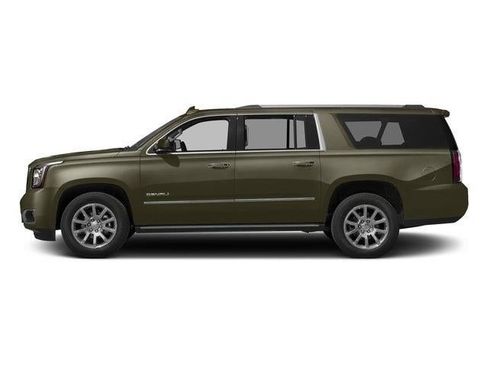 Used 2017 GMC Yukon XL Denali w/ Open Road Package AWD/4WD image 2