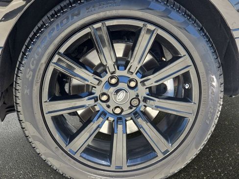 Used 2017 Land Rover Range Rover Long Wheelbase Supercharged AWD/4WD image 37