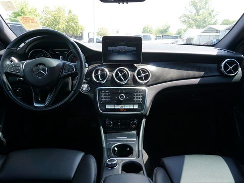 Certified 2019 Mercedes-Benz GLA 250 image 19