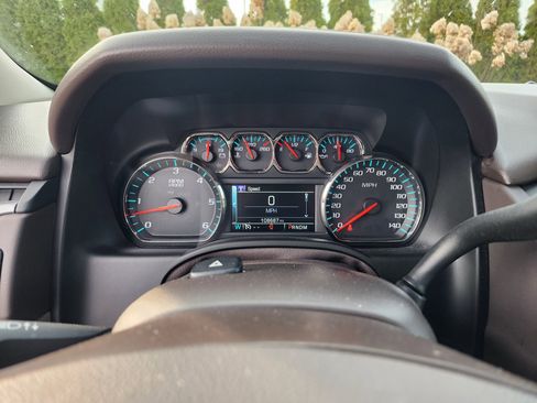 Used 2016 Chevrolet Suburban LT image 34