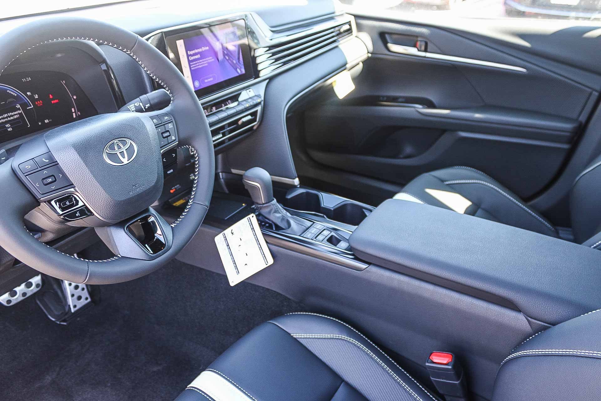 New 2026 Toyota Camry SE FWD image 20