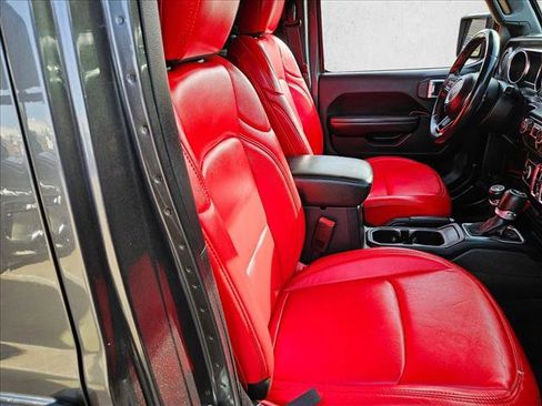 Used 2018 Jeep Wrangler Unlimited Sport S image 26