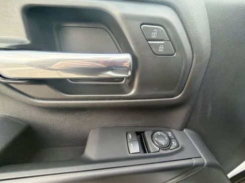 Used 2025 Chevrolet Silverado 1500 W/T w/ WT Safety Package image 21