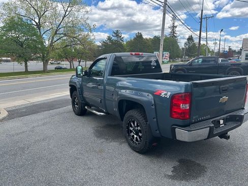 Used 2011 Chevrolet Silverado 1500 LT w/ Interior Plus Package AWD/4WD image 6