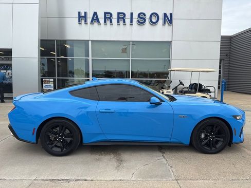 Used 2024 Ford Mustang GT RWD image 4