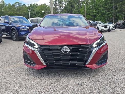 Certified 2024 Nissan Altima 2.5 SV FWD image 3