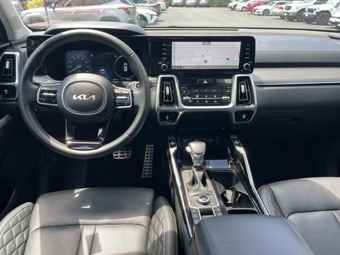 Used 2023 Kia Sorento SX AWD/4WD image 15