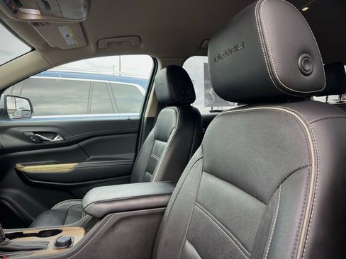 Used 2019 GMC Acadia Denali w/ Technology Package image 44