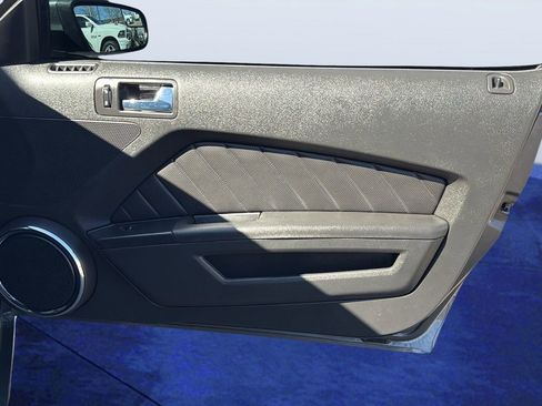 Used 2014 Ford Mustang GT Premium w/ Comfort Package image 16