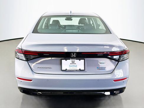 Used 2024 Honda Accord Touring image 6