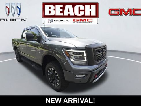 Used 2021 Nissan Titan PRO-4X w/ Pro-4x Convenience Package AWD/4WD image 1