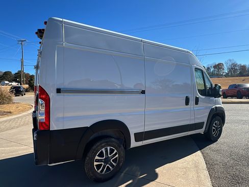 Used 2025 RAM ProMaster 1500 w/ Quick Order Package 22G SLT image 8