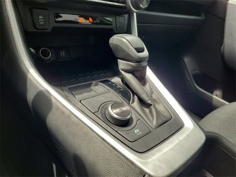 Used 2024 Toyota RAV4 LE image 20