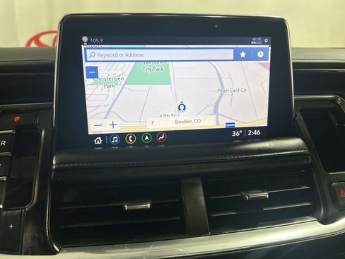 Used 2021 Chevrolet Tahoe Z71 w/ Z71 Signature Package image 28