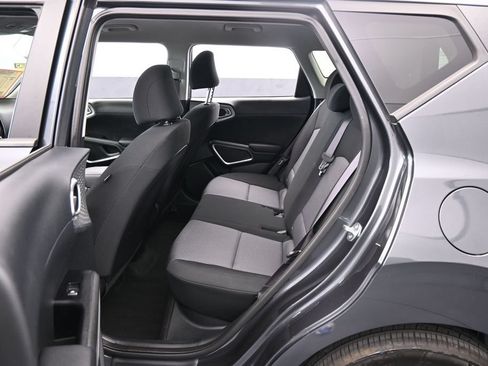 Used 2024 Kia Soul S FWD image 31