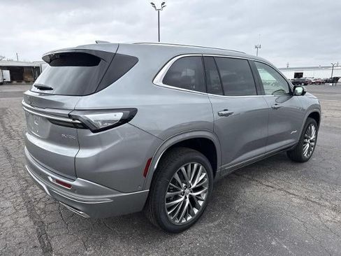 New 2026 Buick Enclave Avenir w/ Super Cruise Package AWD/4WD image 4