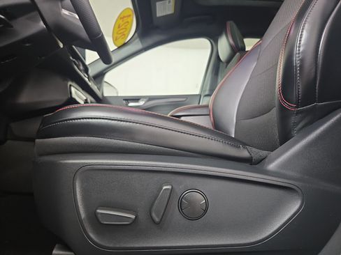 Used 2024 Ford Escape ST-Line w/ Tech Pack #1 AWD/4WD image 30