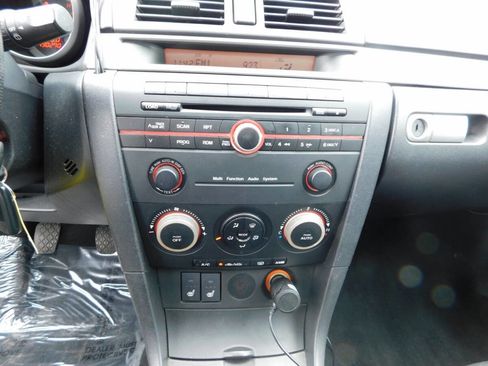 Used 2006 MAZDA MAZDA3 s Grand Touring FWD image 11